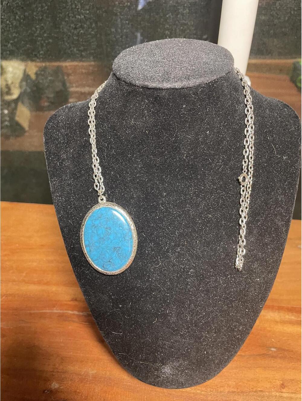 Vintage Faux Turquoise Oval Necklace